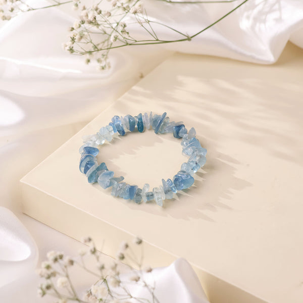 Aquamarine Chips Beads Bracelet